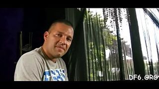 Тридцатилетняя целка с узкой писькой наконец-то лишилась девственности